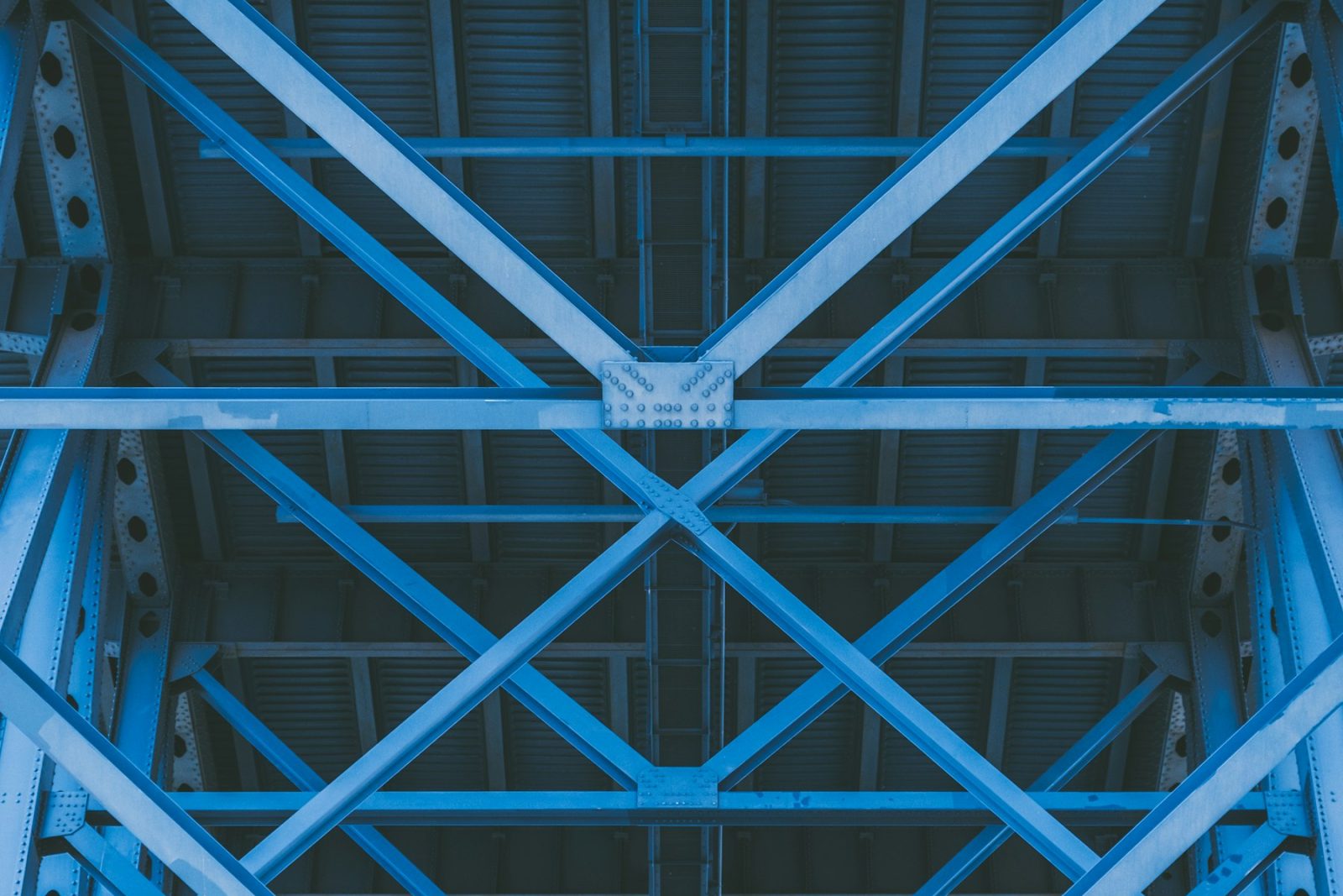 Gallery truss framing
